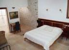  - Bed & Beige