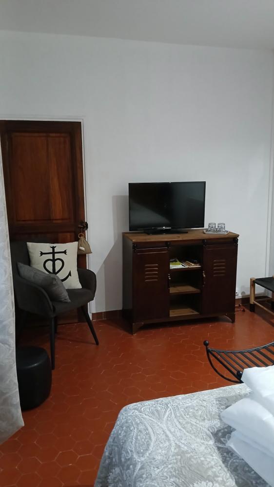 Aux portes des Alpilles - Photo 2