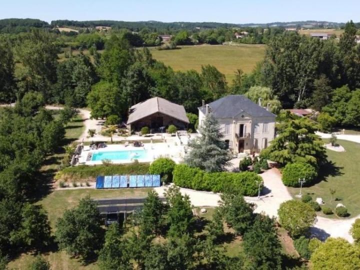 En Bord de Rivière - Photo principale